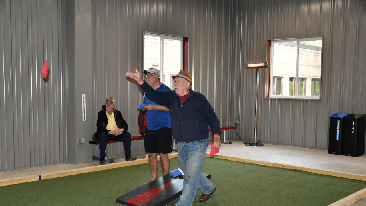 Learn to Play Cornhole 
